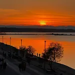Diamond Sunset *