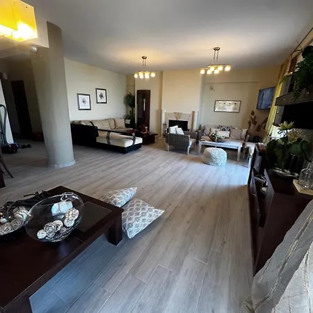 Diamond Sunset 아파트